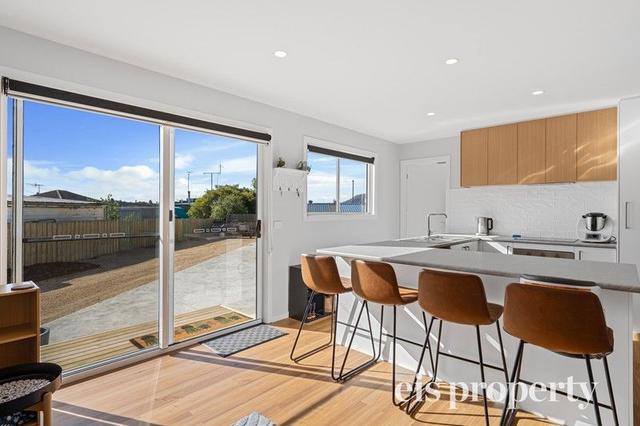 2/18 Ballard Street, TAS 7010