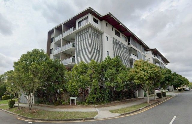 3/51-55 Lumley Street, QLD 4122