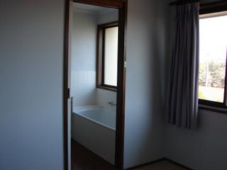 Bed 1 to Bathroom