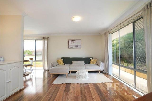 4 Bunthorne Court, WA 6023
