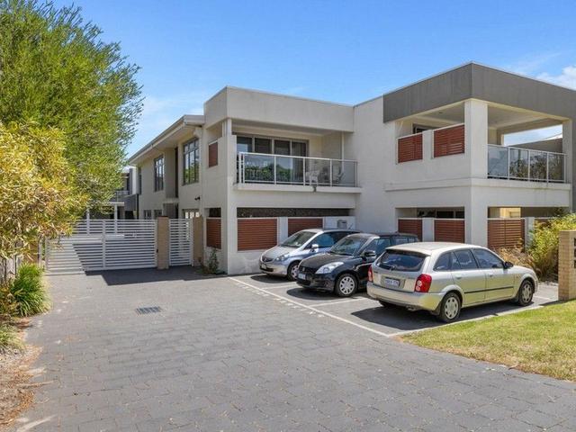1/10 Pearl Road, WA 6105