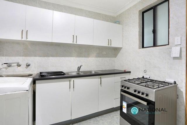 78b Robertson St, NSW 2160