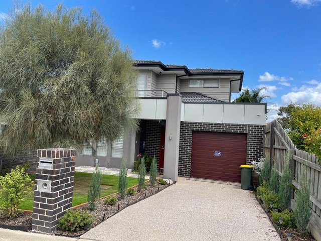 2/13 Cartwright Street, VIC 3046