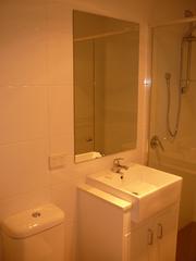 Bathroom (2011-07-14)