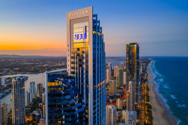 PENTHOUSE 7001/4 The Esplanade, QLD 4217
