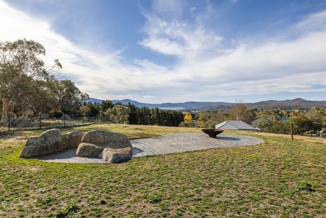 13 Carruthers Road, NSW 2627