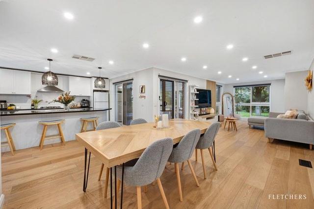 12 Campbell Avenue, VIC 3767
