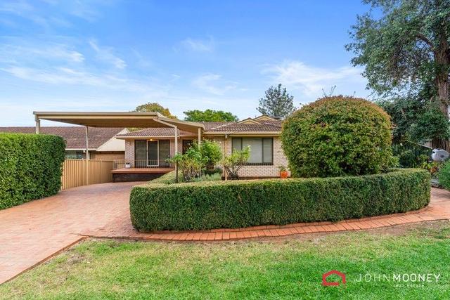 7 Churchill Avenue, NSW 2650
