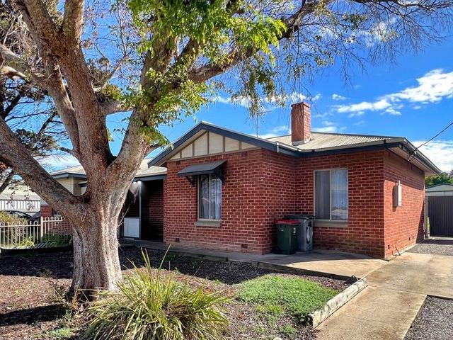 8 First Avenue, SA 5606