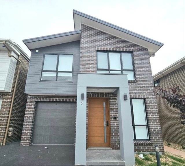 5 Eunice Glade, NSW 2765