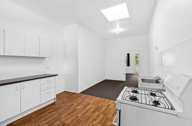 2/28 Ashbolt Street, QLD 4030