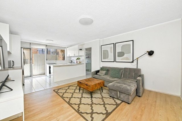 5/32 Brittain  Crescent, NSW 2036