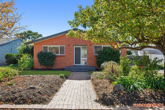 6 Lyle Place, ACT 2606