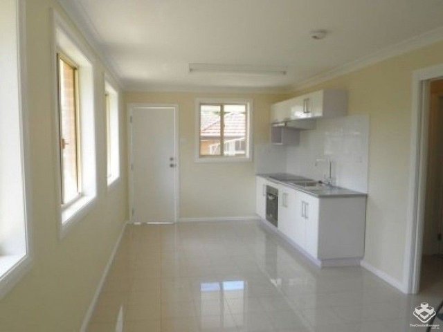 1/28 Benghazi Road, NSW 2118