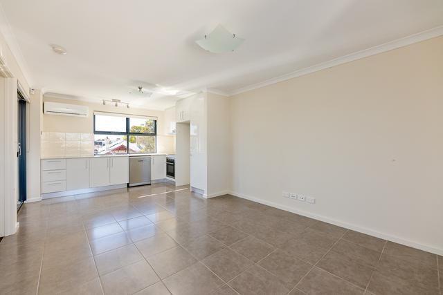 12/17 Poynton Avenue, WA 6056