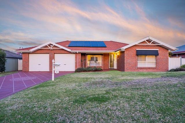 7 Fairbairn Street, NSW 2640