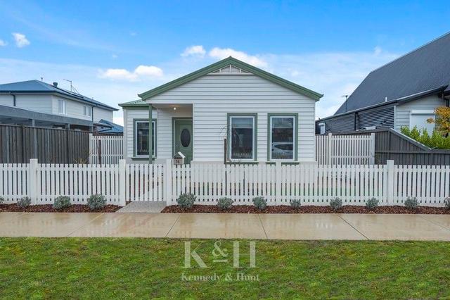 14 Cover Drive, VIC 3438
