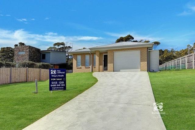 18 Warfe Drive, VIC 3909