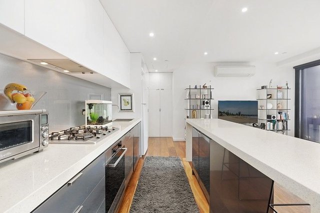 901/100 Western Beach Road, VIC 3220