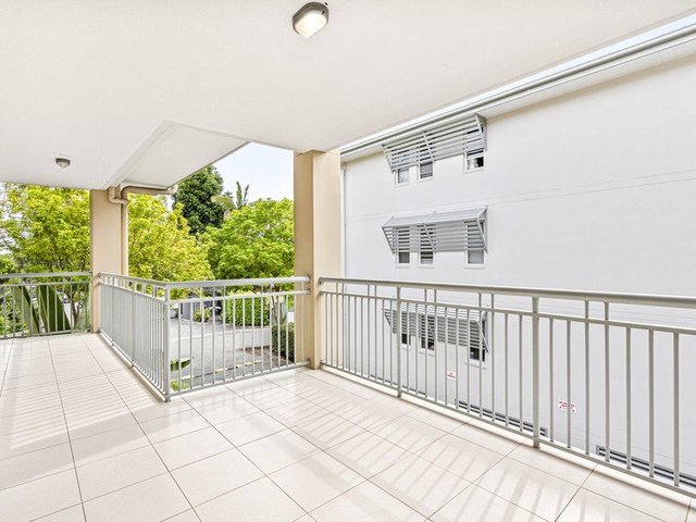 1007/33 Clark Street, QLD 4216