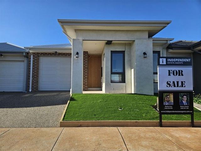 12 Rice Flower Crescent, VIC 3338