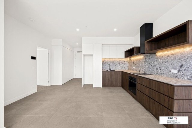 111/2 Foote Street, VIC 3107