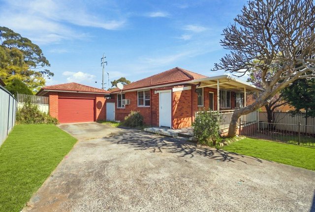 2 Ebony Close, NSW 2170