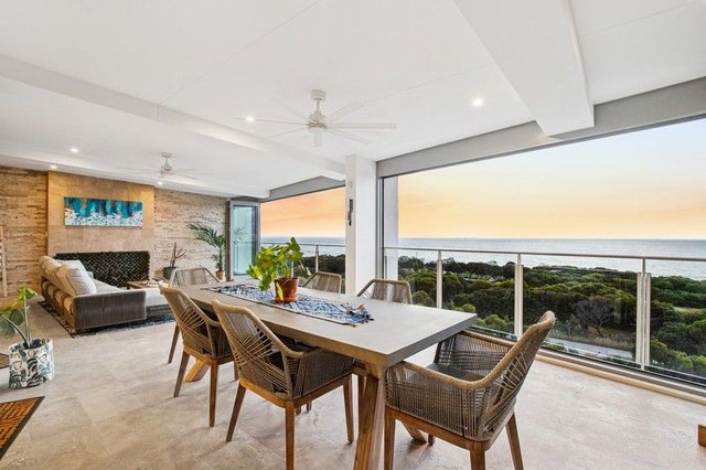 11/9 O'Connor Close, WA 6163