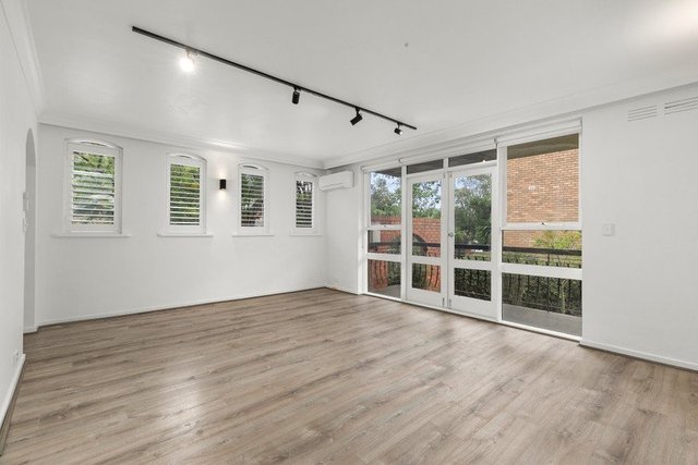 2/26 Gladstone Street, VIC 3101