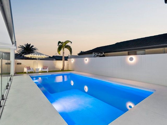 9 Marco Polo Place, QLD 4216