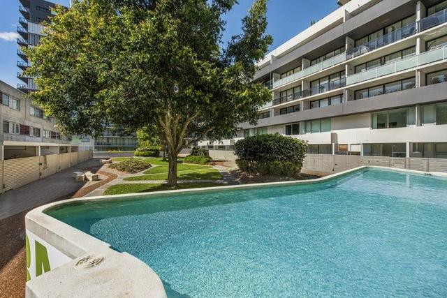 2 Hutchinson Walk, NSW 2017