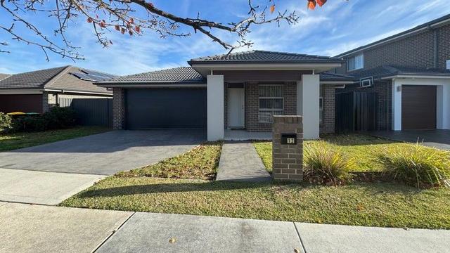 12 Middle Ridge Drive, NSW 2745