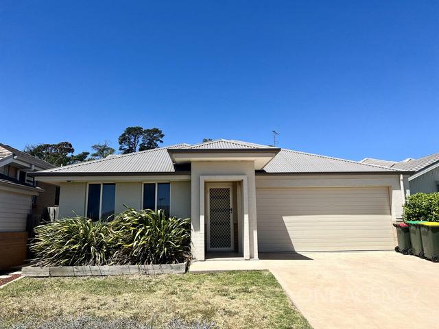 11 McAlroy Place, NSW 2580
