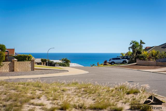 1 Shearwater Close, WA 6530