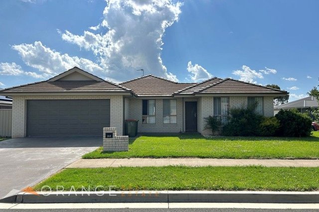 22 Clem McFawn  Place, NSW 2800