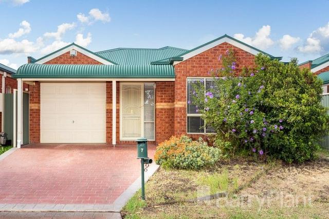 7 The  Crescent, VIC 3030