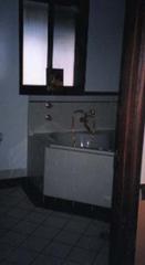 Bathroom (2004-03-18)