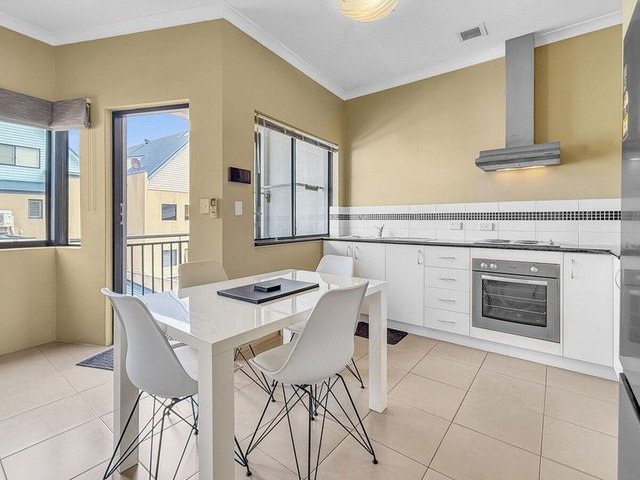 3B/19 Breakwater Parade, WA 6210