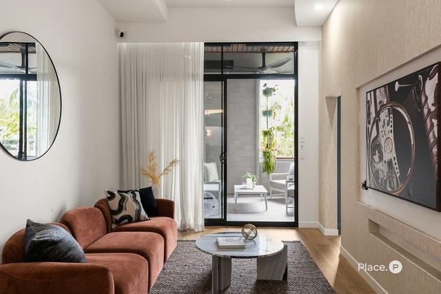 208/24 Macquarie Street, QLD 4005