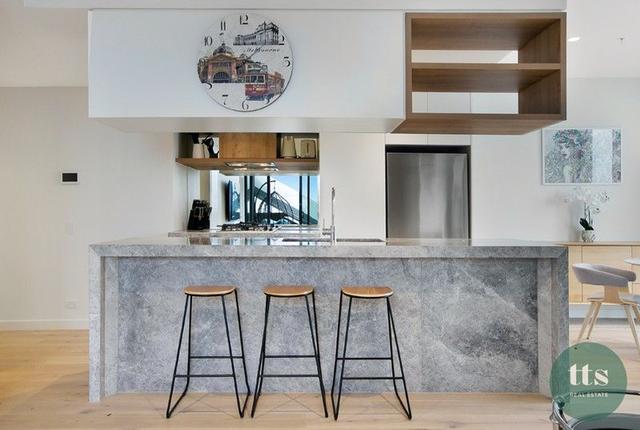 2209/259 Normanby Road, VIC 3205