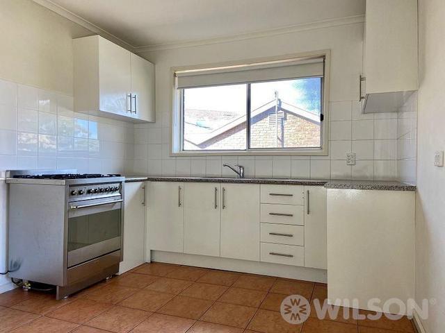 4/6 Burke Road, VIC 3145