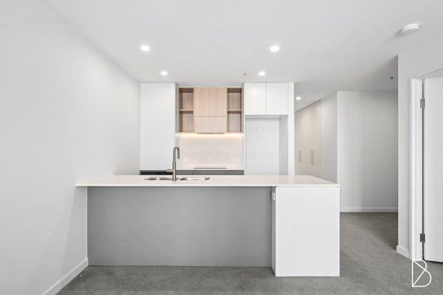 703/102 Easty Street, ACT 2606