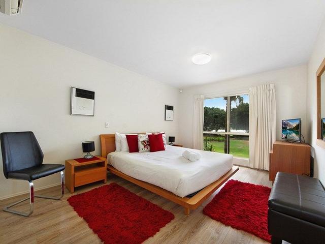8488 Magnolia Drive East, QLD 4212