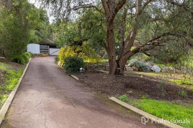22 Grade Road, WA 6111