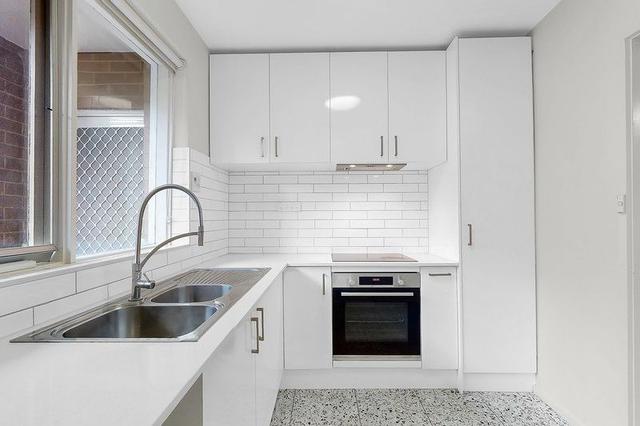 2/79 Walter Street, VIC 3032