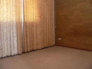 Bedroom (2010-05-04)