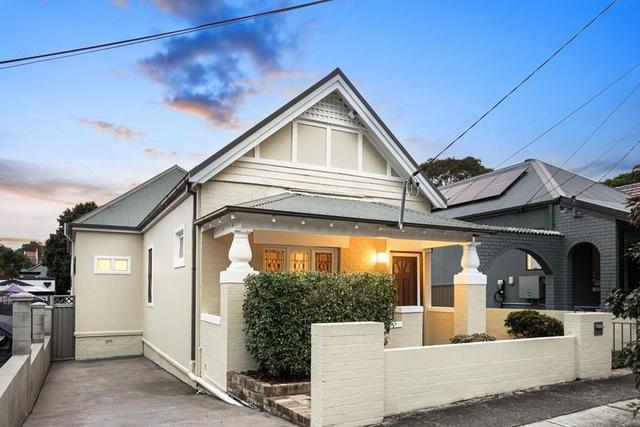 102 Warren Road, NSW 2204