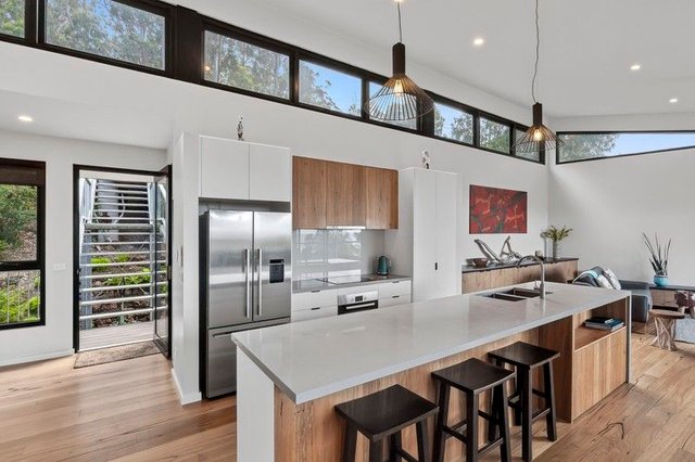 30 Karingal  Drive, VIC 3234