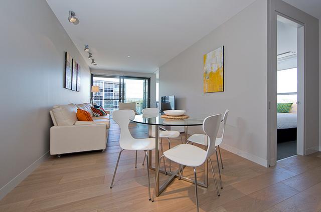 25/21 Eastlake Parade, ACT 2604