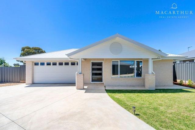 12 Flintwood Street, NSW 2651